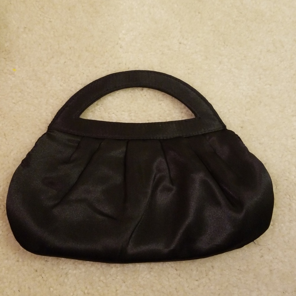 Purse - Picture 2 of 4